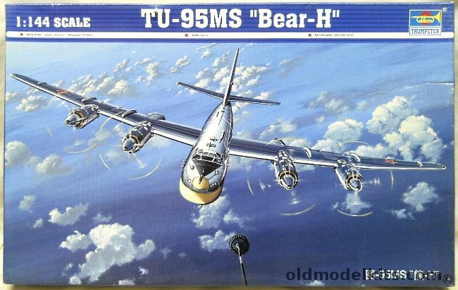 Trumpeter 1/144 Tupolev Tu-95 MS Bear H, 03904 plastic model kit